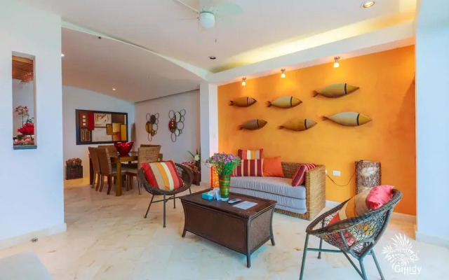 Deep Blue Condos - Entire