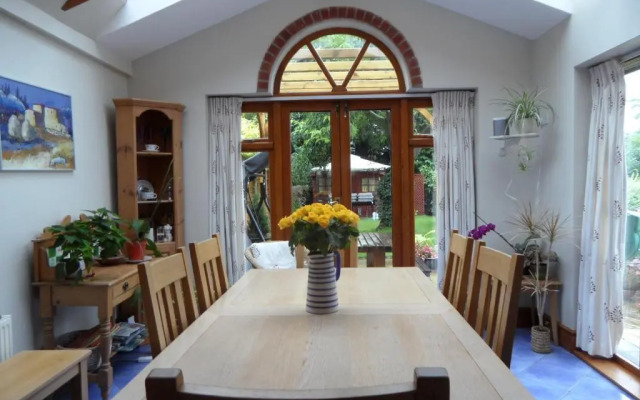 6 The Mill House BB
