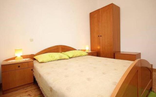 Apartments Pifar