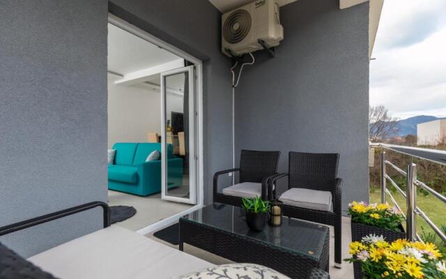 Tramonto Apartments