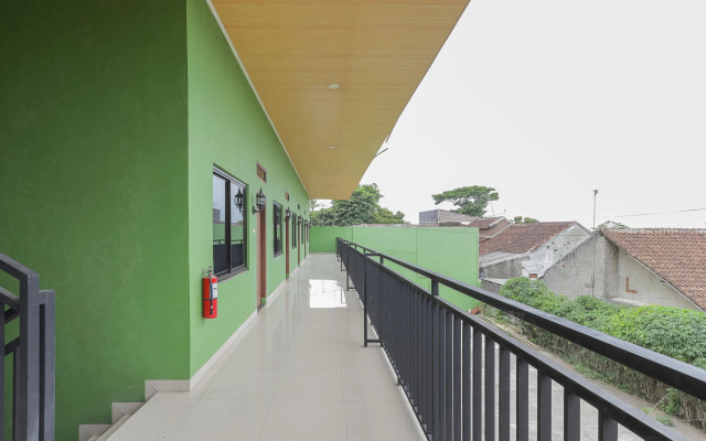 Urbanview Hotel Trans Cilegon