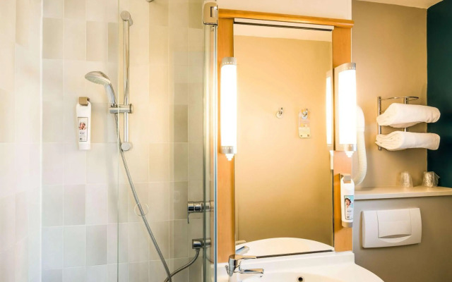 ibis Tours Nord