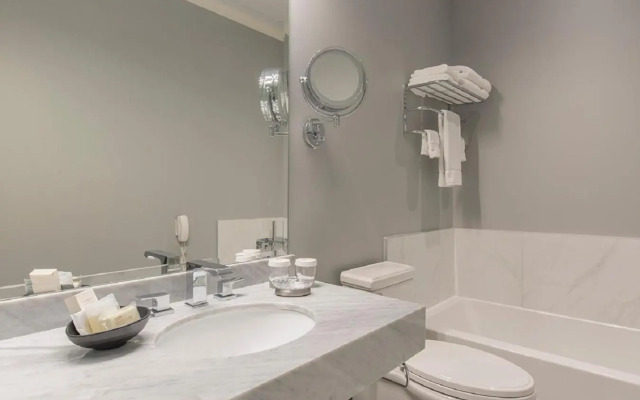 LHotel Montreal