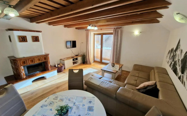 Pension/Apartments Kúria na Táloch