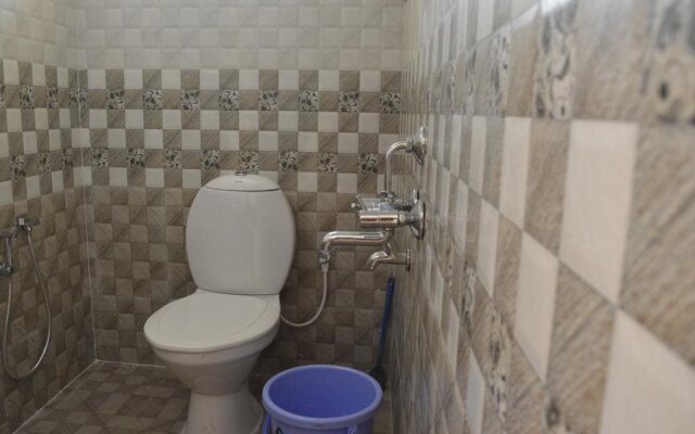 Ludu Guest House