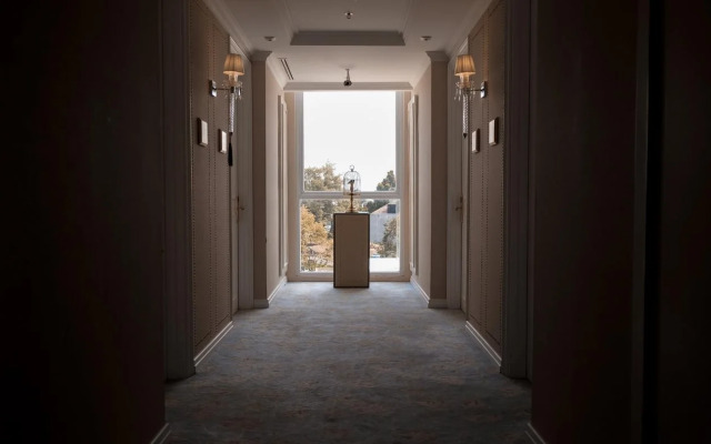 Art Deco Luxury Hotel & Residence