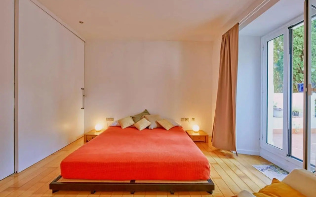 Casa de Pueblo junto Barcelona Centro