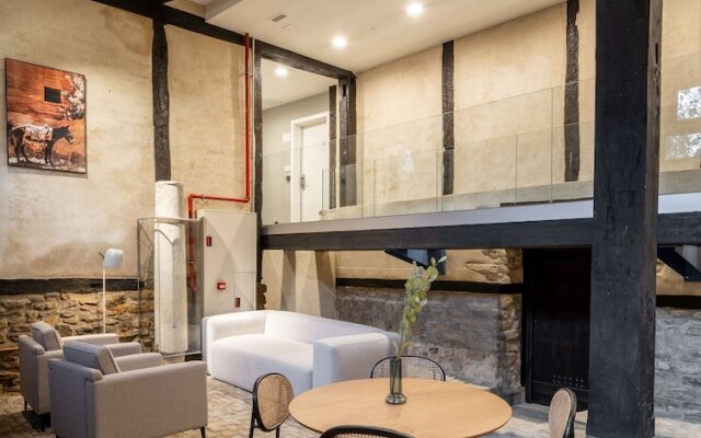 limehome Vitoria Palacio Álava-Velasco