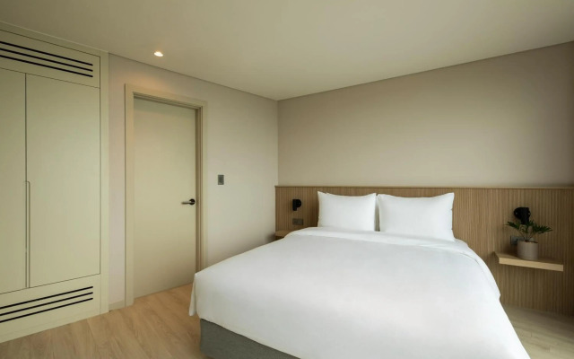 The Weekand Resort