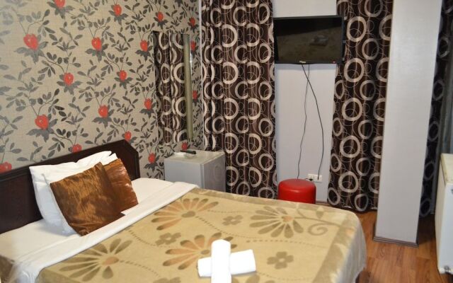 Elite House Hotel