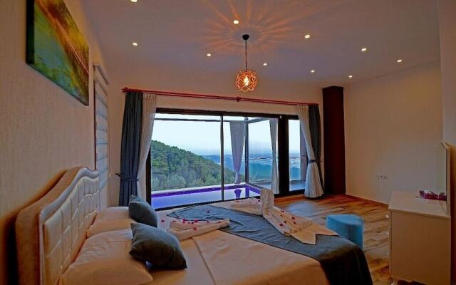 KA002 by Villaofsummer