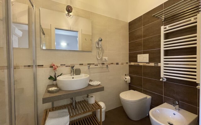 Porta Alla Croce Guest House