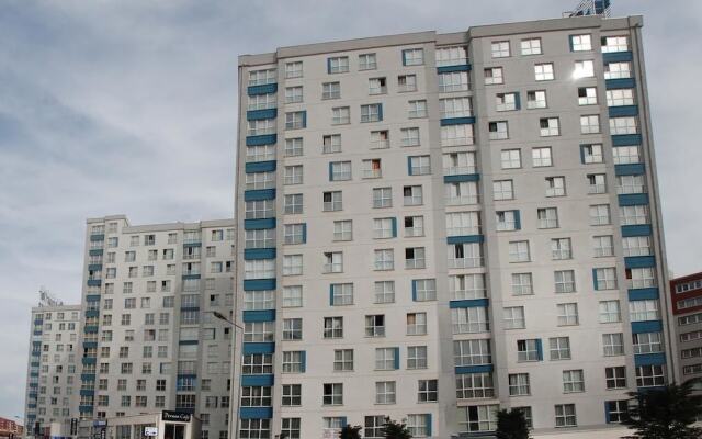 Suit 8 Residence