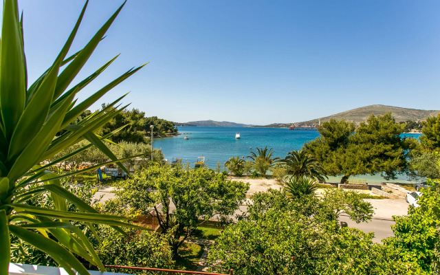 Luxury  Apartments Giovanni with  pool