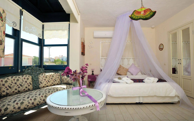Alaçatı Sultan Konak Butik Otel