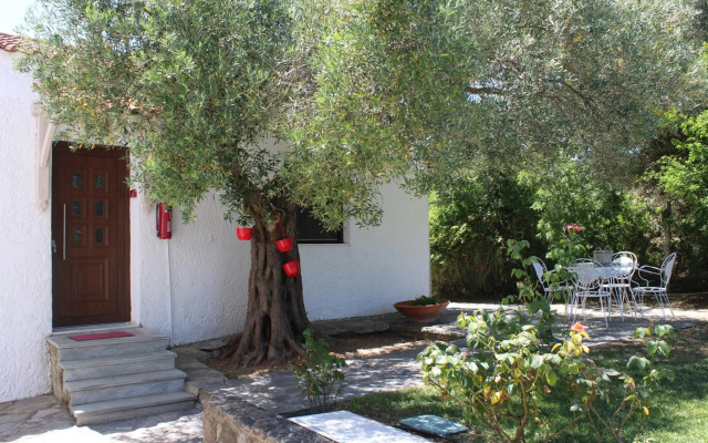 Marios Garden House