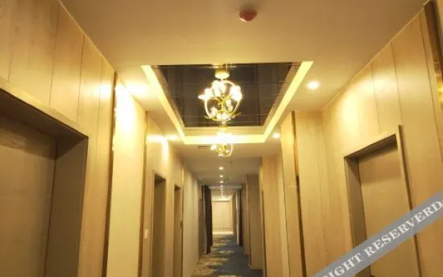 Yiding Hotel (Linshui Afuer Chain Store)