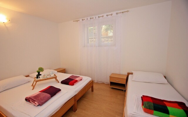 Apartments Jakšić - Žile