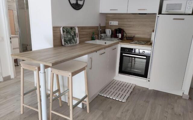 Studio Le Lavandou, 1 pièce, 1 personne - FR-1-677-3