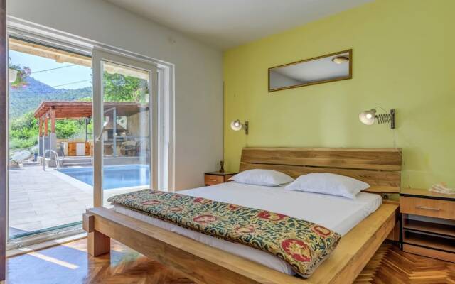 Holiday House Near Split