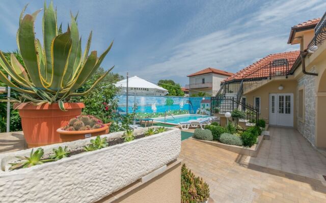 Holiday home Vila Rosales