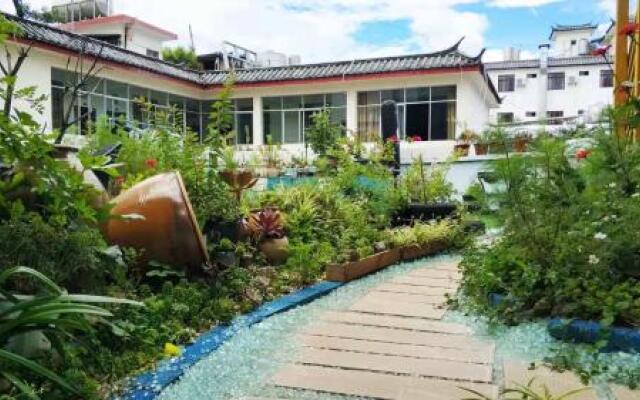 Lijiang Bayou Youth Hotel