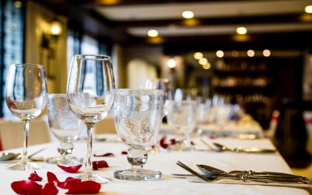 Guangzhou Nansha Stone Inn