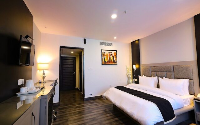 Hotel Harmony Inn