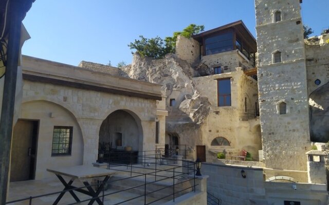 Asir Cave Hotel