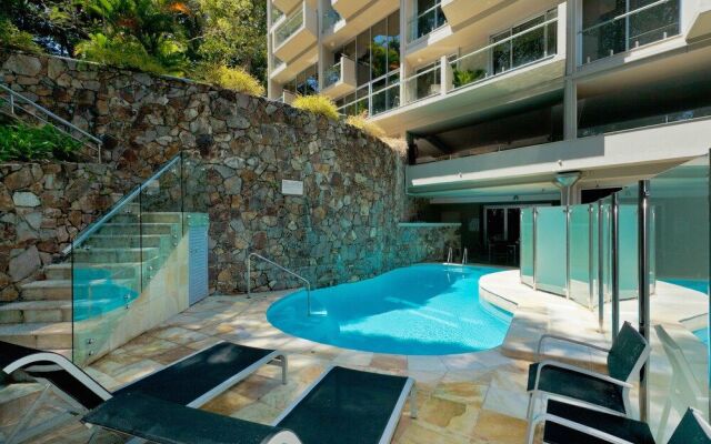 Little Cove Court