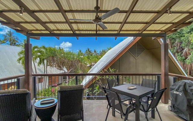 Pure Magnetic Villa 10