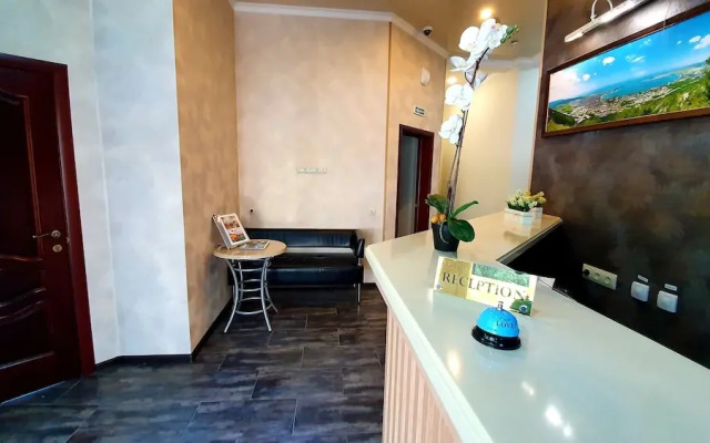 Отель"Gelendzhik Radon"