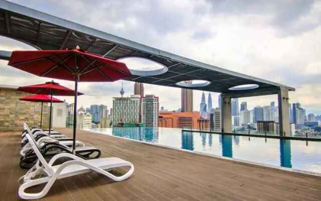 Maxhomes @ D'Majestic Pudu