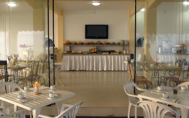 Bombinhas Tourist Apart Hotel