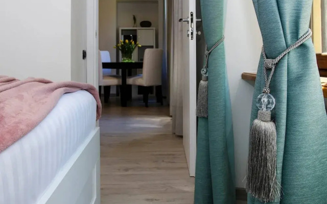 JOIVY Cute 1-bedroom flat next to Lake Como