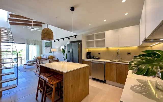 Fantastic Penthouse at Golf Course