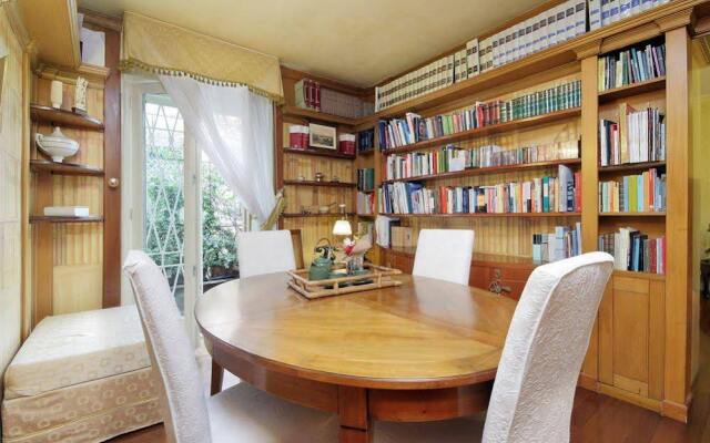 Short Stay Rome Apartments Spanish Steps