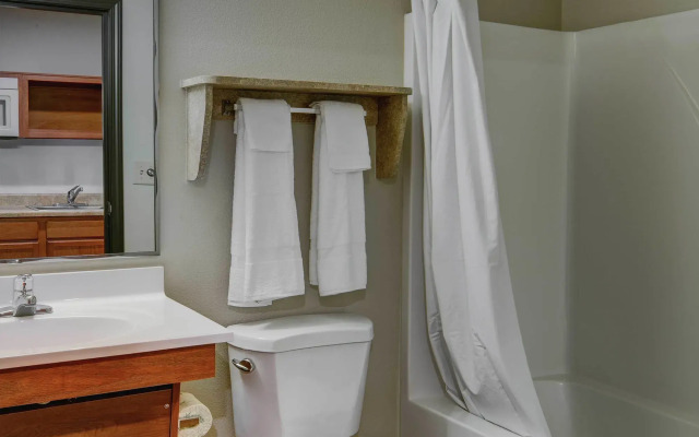 WoodSpring Suites Columbus Urbancrest