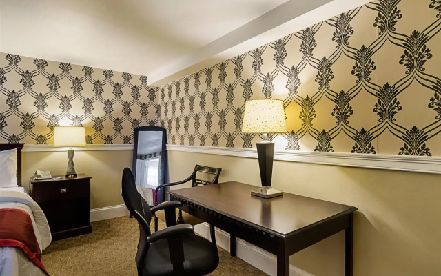 Rodeway Inn Logan International Airport