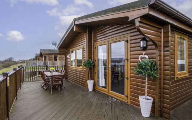 Loch Leven Lodge 12