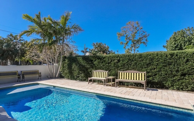 Surf Riders 4 Bedroom Home