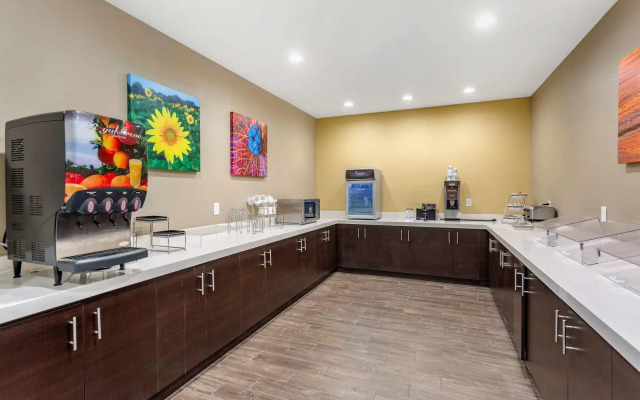 Garner Hotel Clarksville Northeast by IHG