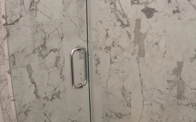 Carriage House Hotel