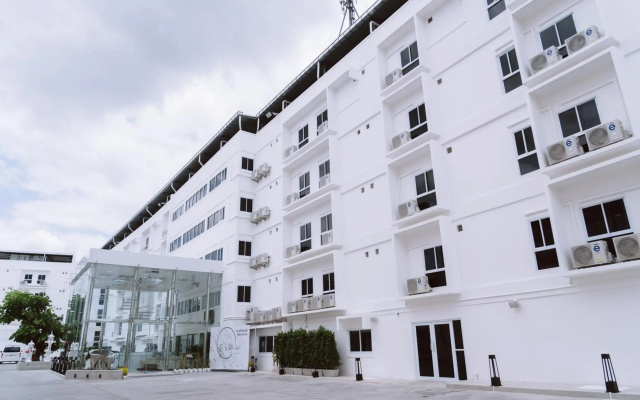 The White Hotel By Charoensri (SHA Extra Plus)
