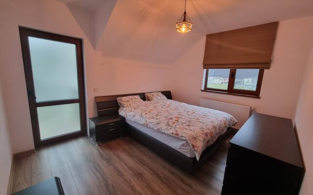 Rocktop Refuge In Rasnov
