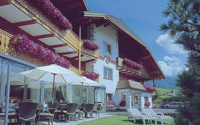 Hotel Fanes