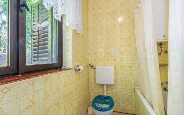 Stunning Apartment in Njivice With Wifi and 2 Bedrooms