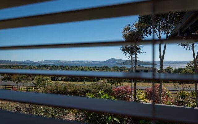 Flemington Lake View Bed  Breakfast