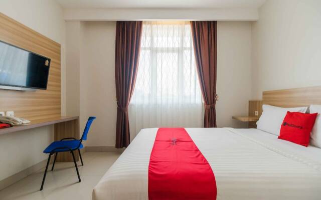 RedDoorz near Simpang Patal Palembang