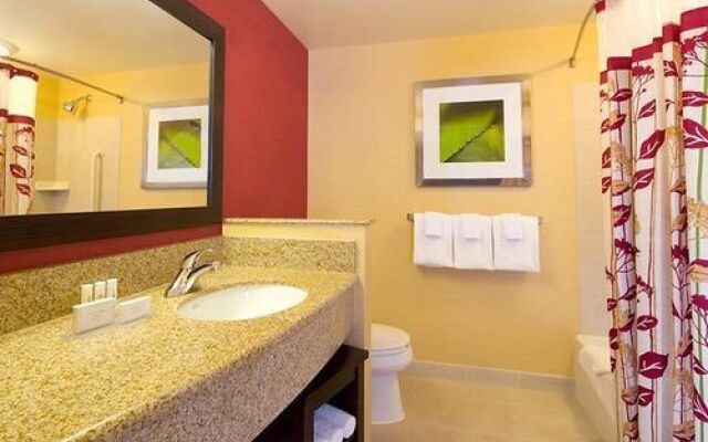 Courtyard Boston Waltham